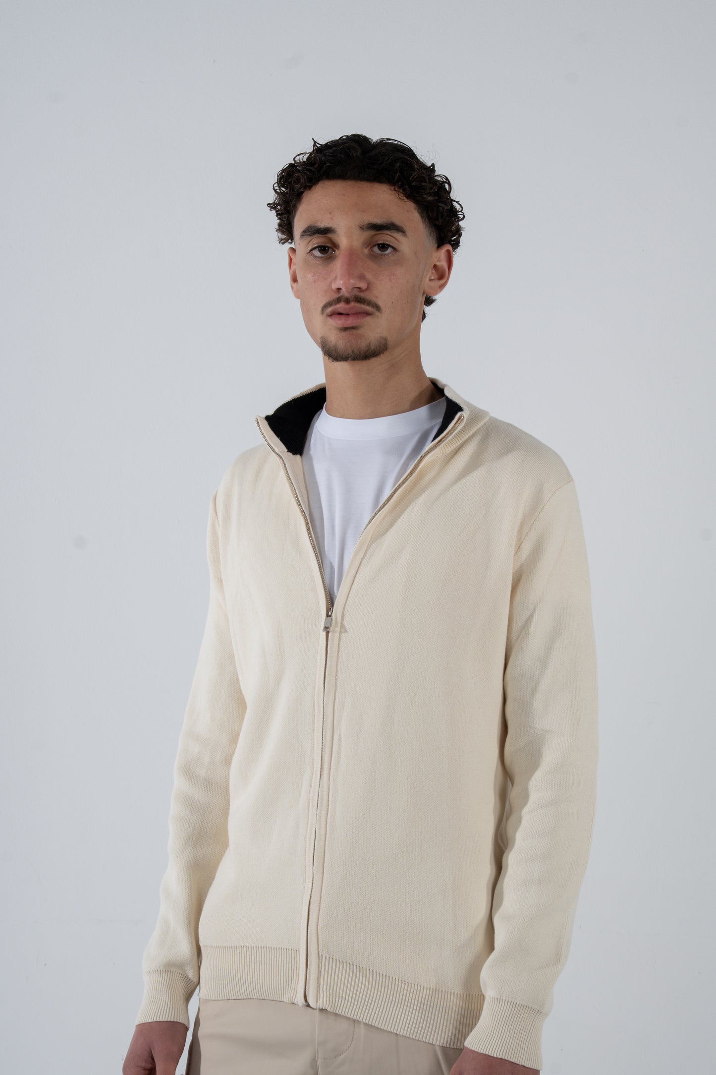 Core Zip Vest Beige